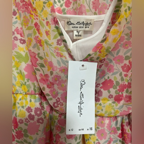 Miss Selfridge Floral Chiffon Romper Pink Yellow Long Sleeve V-Neck US 12 NWT - Picture 3 of 11